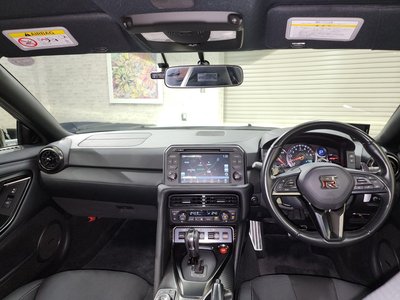 2018 Nissan GT-R — миниатюра 22