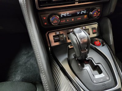 صورة 8 لـ 2018 Nissan GT-R