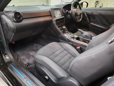 2018 Nissan GT-R — миниатюра 51