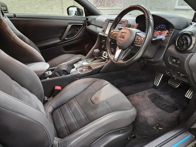 2018 Nissan GT-R — миниатюра 39