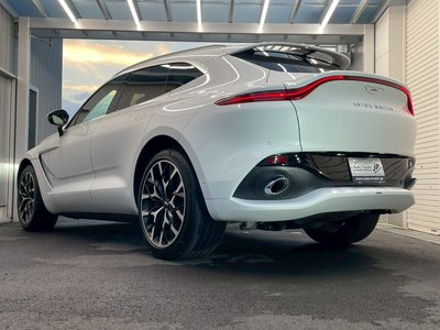 2024 Aston Martin DBX photo 14