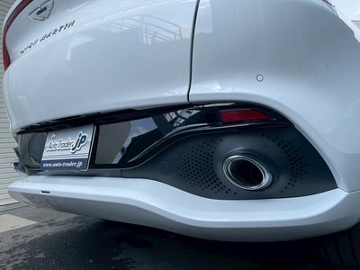 2024 Aston Martin DBX — миниатюра 79