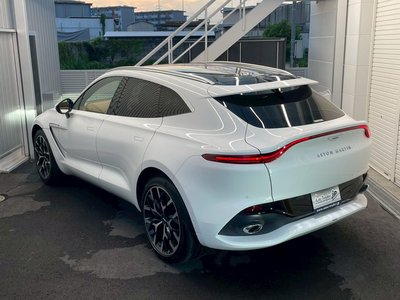 2024 Aston Martin DBX photo 15