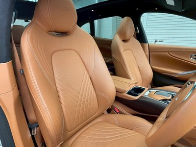 2024 Aston Martin DBX — миниатюра 36