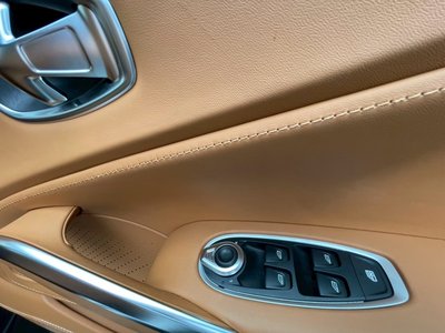 2024 Aston Martin DBX — миниатюра 44