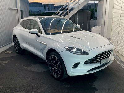 2024 Aston Martin DBX photo 5