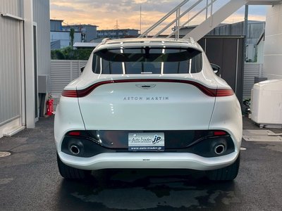 2024 Aston Martin DBX photo 16