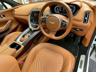 2024 Aston Martin DBX — миниатюра 35