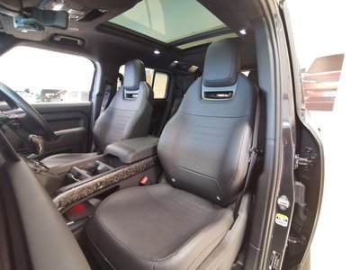 2025 LAND Rover DEFENDER thumbnail 37