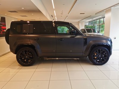 2025 LAND Rover DEFENDER thumbnail 30