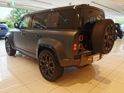 2025 LAND Rover DEFENDER thumbnail 31