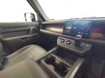 2025 LAND Rover DEFENDER thumbnail 49