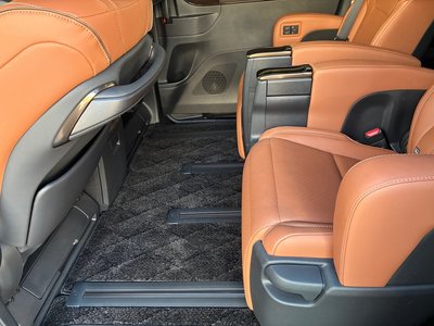 صورة 33 لـ 2025 Toyota VELLFIRE
