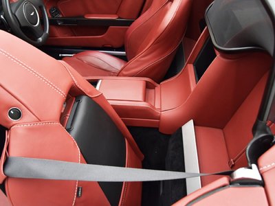 صورة 14 لـ 2009 Aston Martin V8 VANTAGE ROADSTER