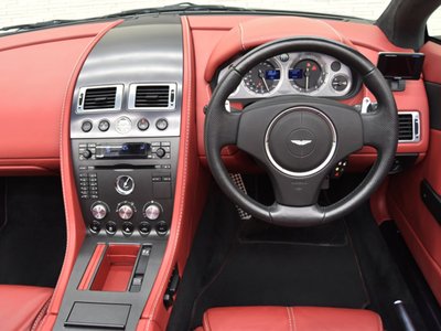 صورة 11 لـ 2009 Aston Martin V8 VANTAGE ROADSTER