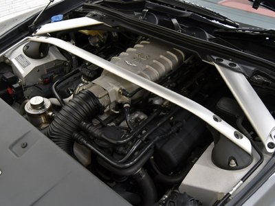 صورة 19 لـ 2009 Aston Martin V8 VANTAGE ROADSTER
