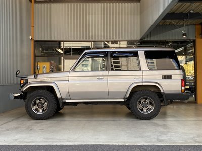 2000 Toyota LAND CRUISER 70 照片 11