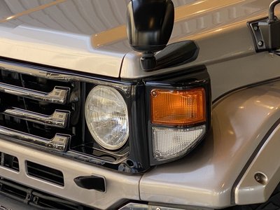2000 Toyota LAND CRUISER 70 照片 5