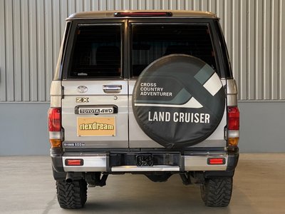 2000 Toyota LAND CRUISER 70 照片 12