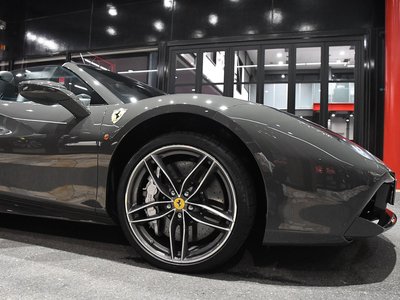 صورة 11 لـ 2017 Ferrari 488 SPIDER