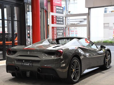 صورة 2 لـ 2017 Ferrari 488 SPIDER