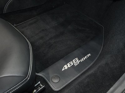 2017 Ferrari 488 SPIDER — миниатюра 25