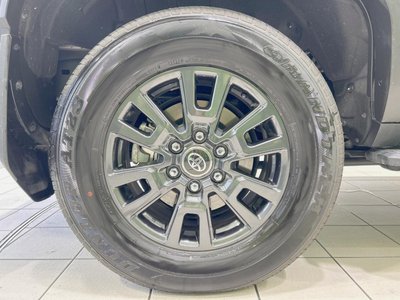 صورة 71 لـ 2025 Toyota LAND CRUISER 250