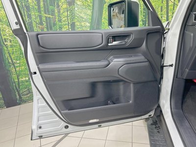 صورة 53 لـ 2025 Toyota LAND CRUISER 250