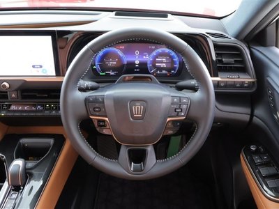 2025 Toyota CROWN SPORT photo 14