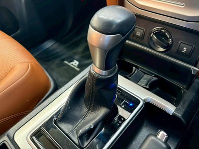 صورة مصغرة 141 لـ 2022 Toyota LAND CRUISER PRADO