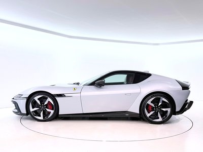صورة 4 لـ 2026 Ferrari 12 CILINDRI