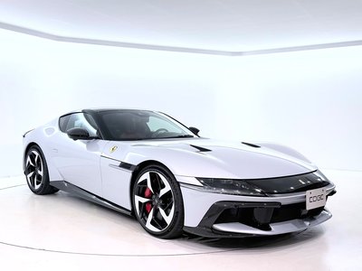 صورة 9 لـ 2026 Ferrari 12 CILINDRI