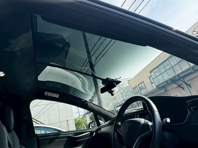 2017 Tesla MODEL X — миниатюра 16