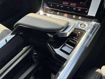 2025 AUDI Q8 SPORTBACK E-TRON photo 15