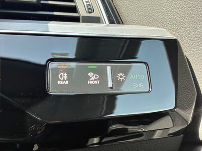 2025 AUDI Q8 SPORTBACK E-TRON thumbnail 37