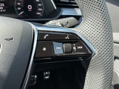 2025 AUDI Q8 SPORTBACK E-TRON thumbnail 17