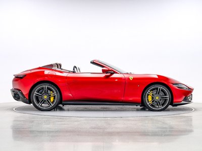 صورة 36 لـ 2024 Ferrari ROMA SPIDER