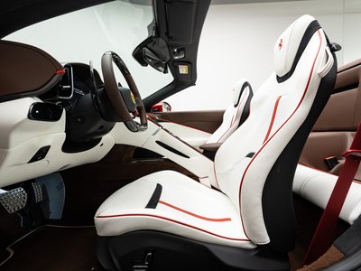 صورة 4 لـ 2024 Ferrari ROMA SPIDER