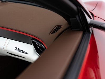 صورة 20 لـ 2024 Ferrari ROMA SPIDER