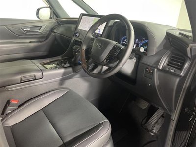 2026 Toyota ALPHARD — фото 32
