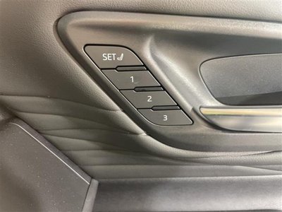 2026 Toyota ALPHARD — фото 36
