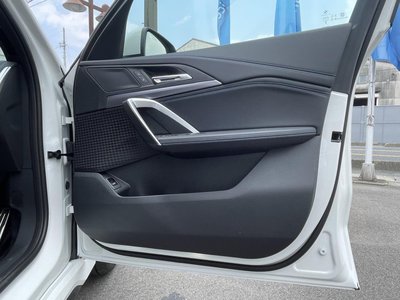 2025 BMW X1 — миниатюра 53