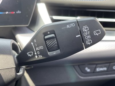 2025 BMW X1 — миниатюра 9