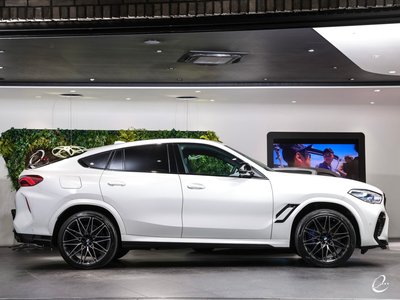 صورة 70 لـ 2020 BMW X6 M