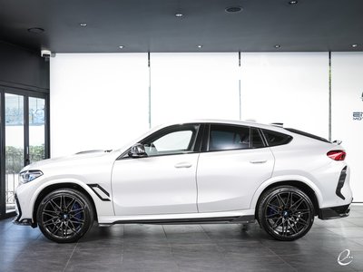 صورة 41 لـ 2020 BMW X6 M