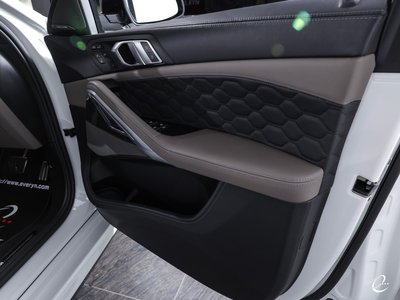 صورة 75 لـ 2020 BMW X6 M