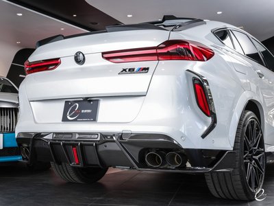 صورة 64 لـ 2020 BMW X6 M