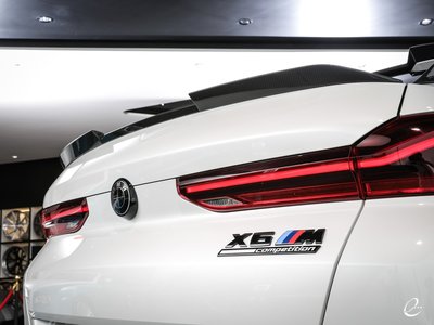 صورة 53 لـ 2020 BMW X6 M