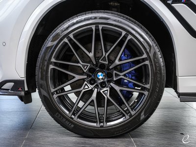 صورة 42 لـ 2020 BMW X6 M