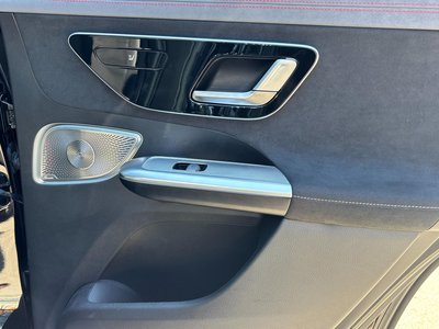 2025 Mercedes-BENZ EQE AMG thumbnail 37